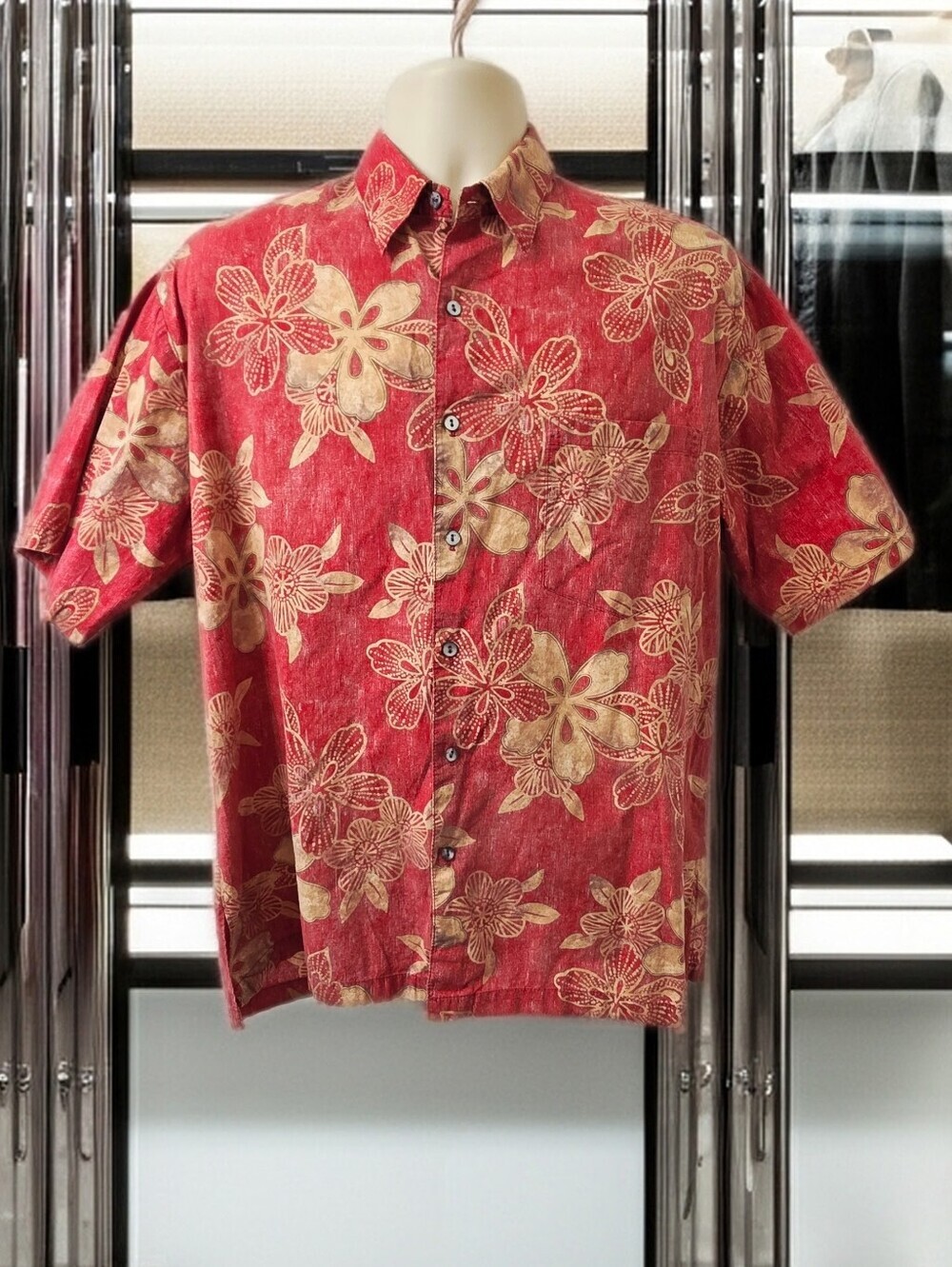 Men's Red Floral Short-Sleeve Button-Down Shirt